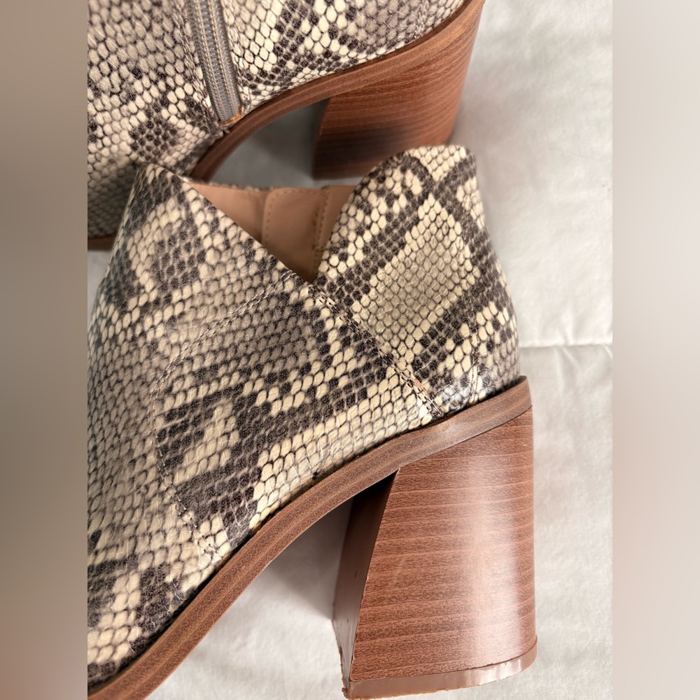 Chic Snakeskin Ankle Booties - Picture 3 of 8